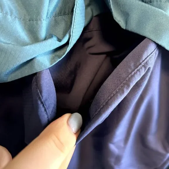 Herschel Voyage Coach Jacket Windbreaker Jacket Large Long Sleeve Snap - Picture 13 of 16